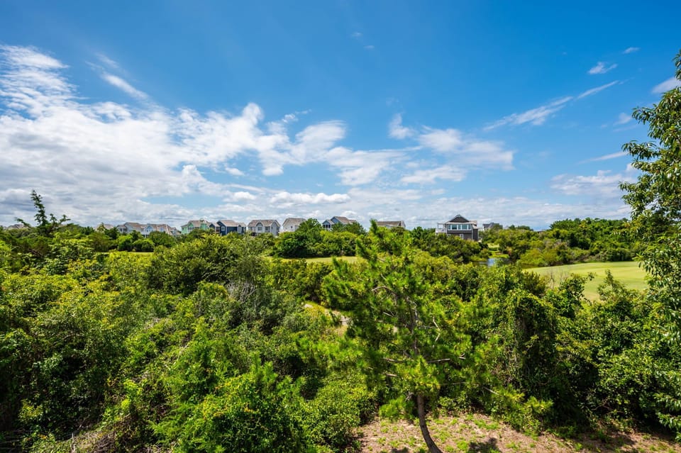 L05: Linkside 05 | TL Sun Deck View