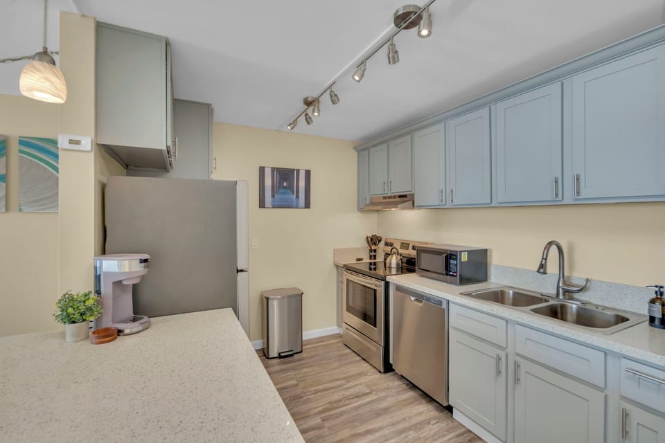 Fully stocked kitchen