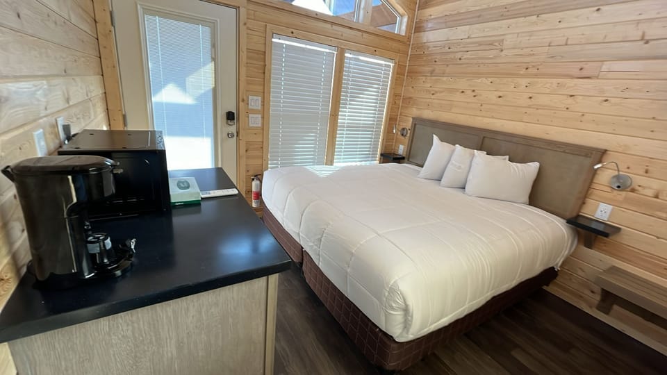 King bed and the whole entire room