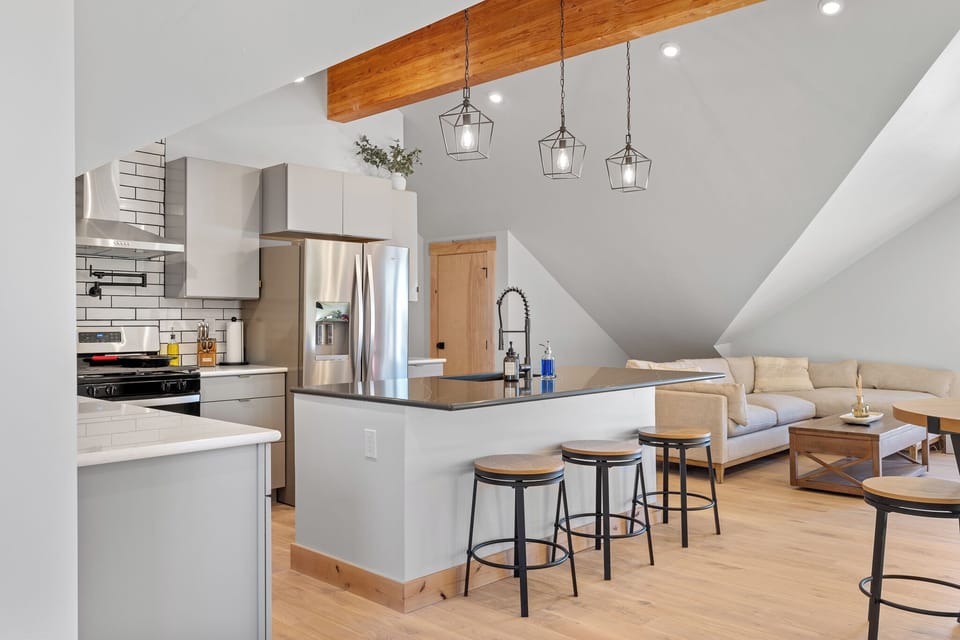 Cook up a feast in this fully stocked kitchen, equipped with modern appliances