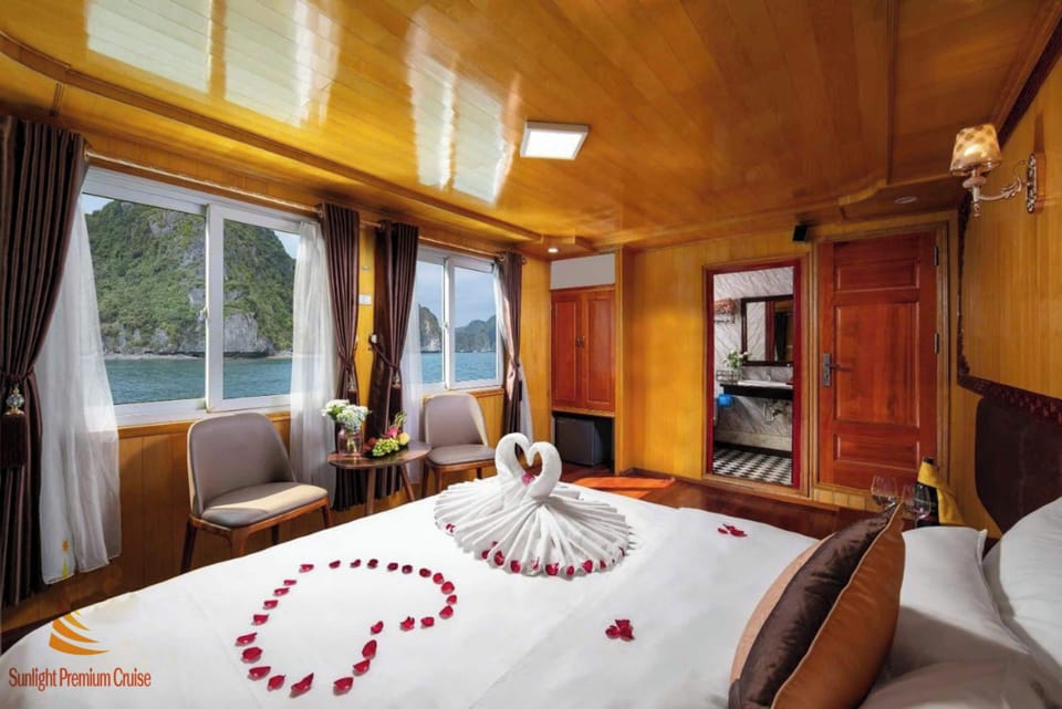 Superior Double Room, Ocean View | Desk, blackout drapes, soundproofing, free WiFi