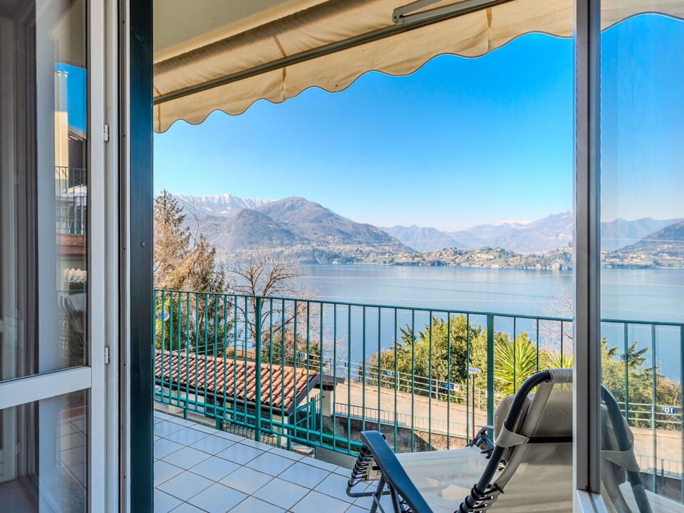 Mountainous Landforms, Mountain, Coastal And Oceanic Landforms, Mountain Range, Lake, Balcony, Chair, Coast, Reservoir, Sound