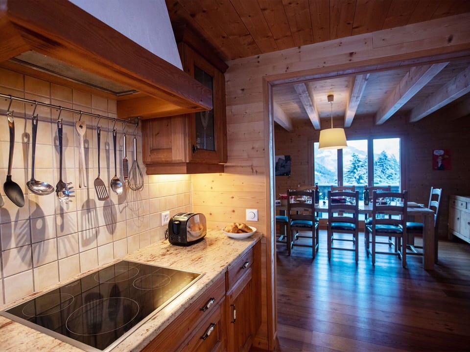 Furniture, Wood, Interior Design, Flooring, Ceiling, Kitchen & Dining Room Table, Floor, Kitchen, Dining Room, Room