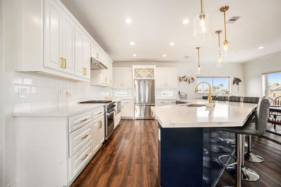 Endless possibilities await in this gourmet kitchen