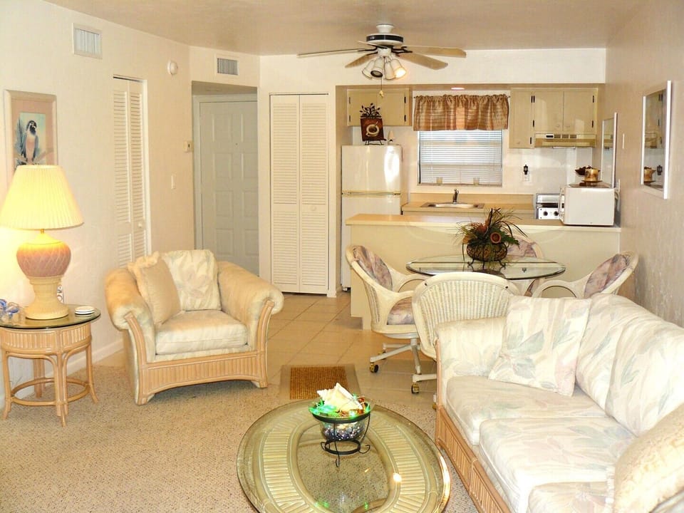 Living Area to Kitchen