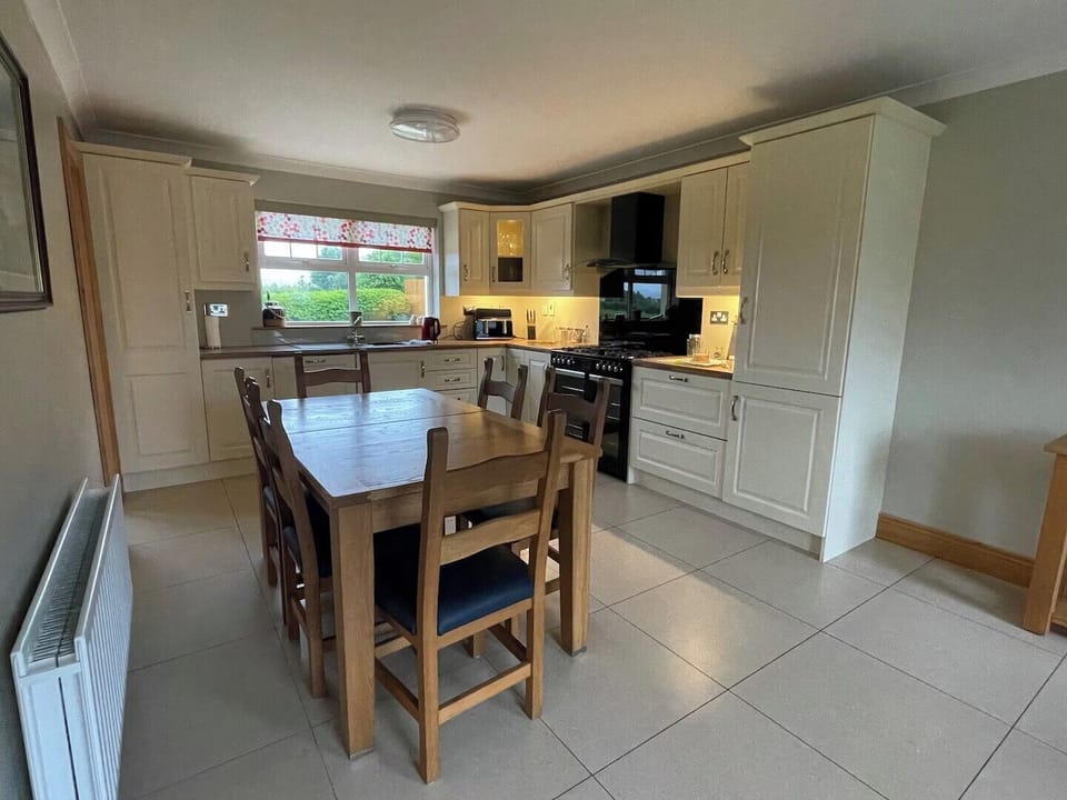 House | Dining