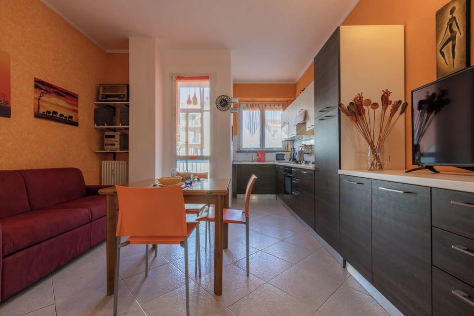 Apartment, Balcony | Private kitchen | Espresso maker, electric kettle