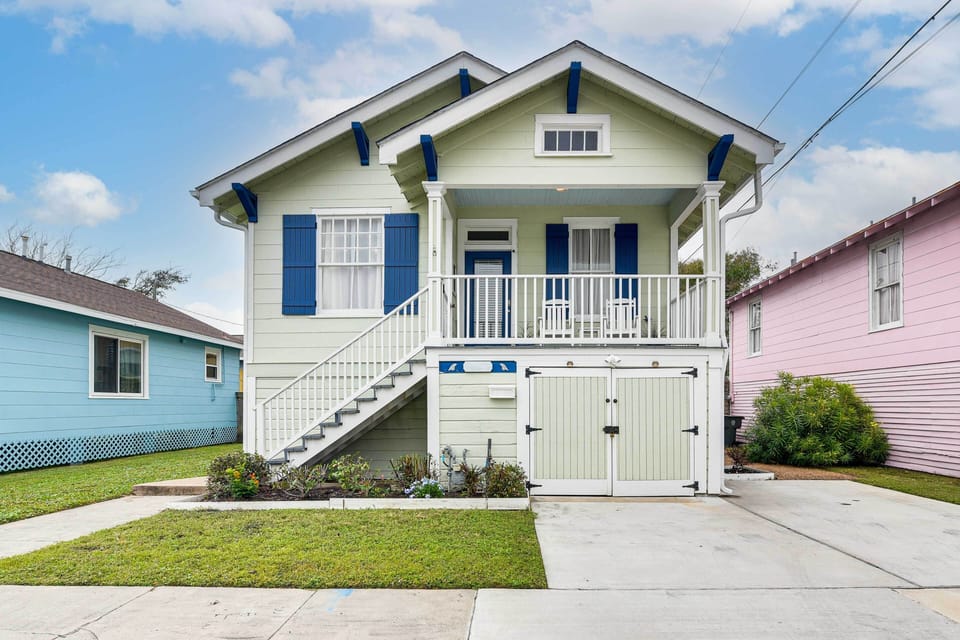 House (2 Bedrooms) | Front of property