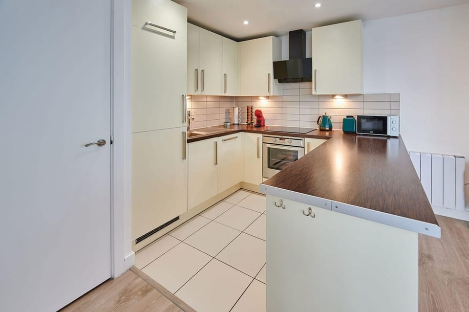 House | 2 bedrooms, desk, Internet