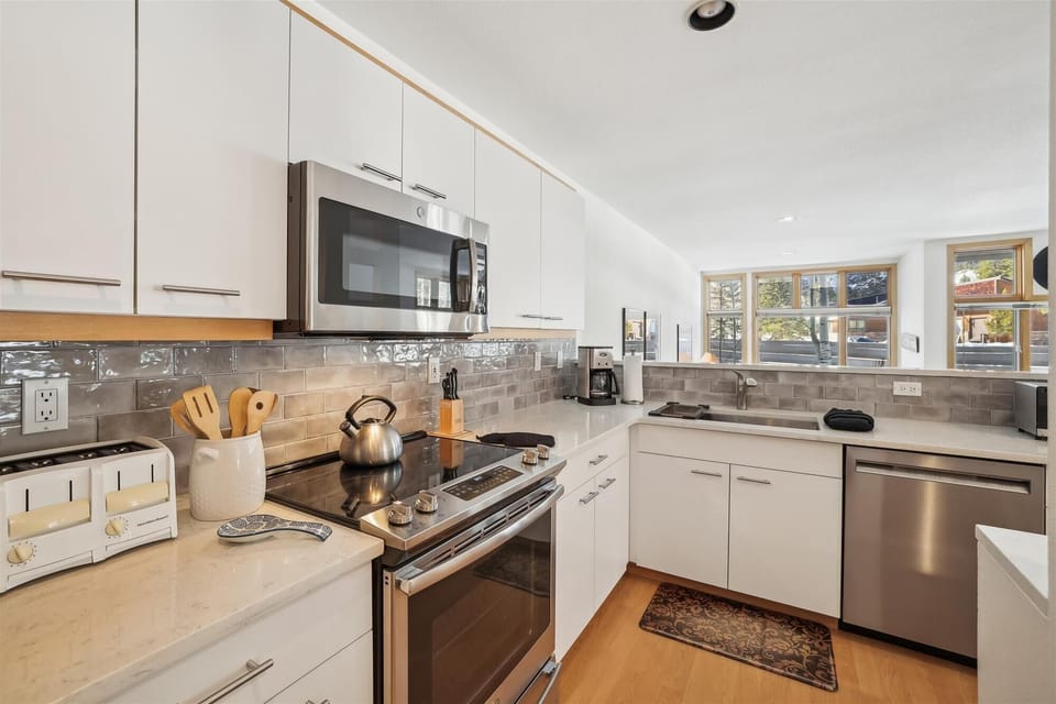 Kitchen - River Glen 107C - Frisco Vacation Rental