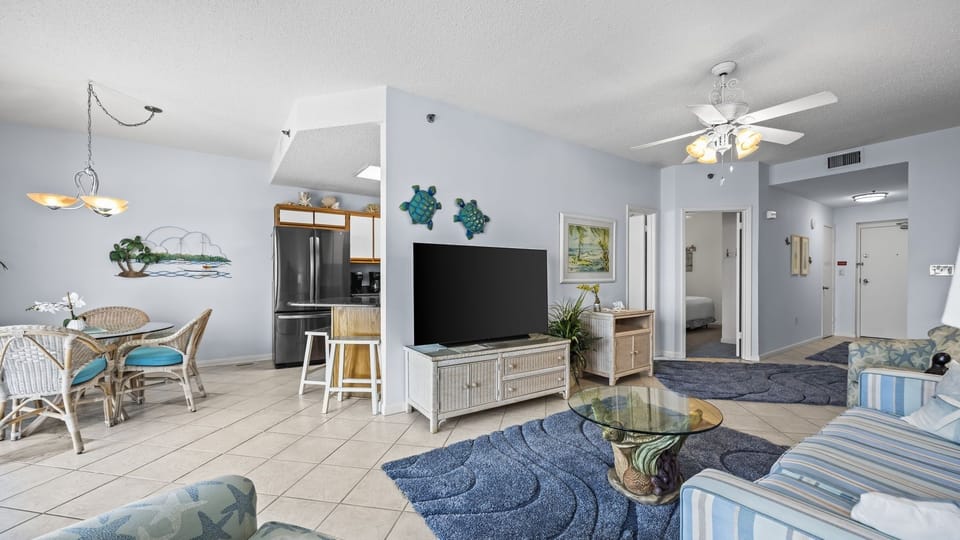 Condo, 1 Bedroom | Living area | DVD player
