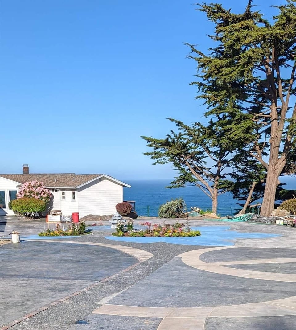 THIS ENTIRE PROPERTY IS AMAZING - EVEN THE DRIVEWAY!