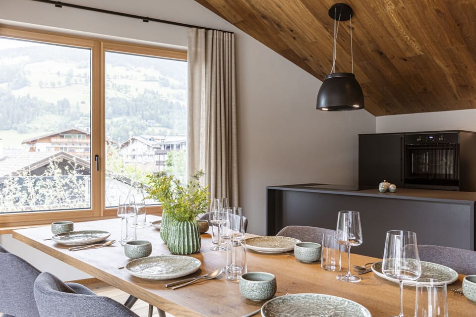 Apartment | Dining
