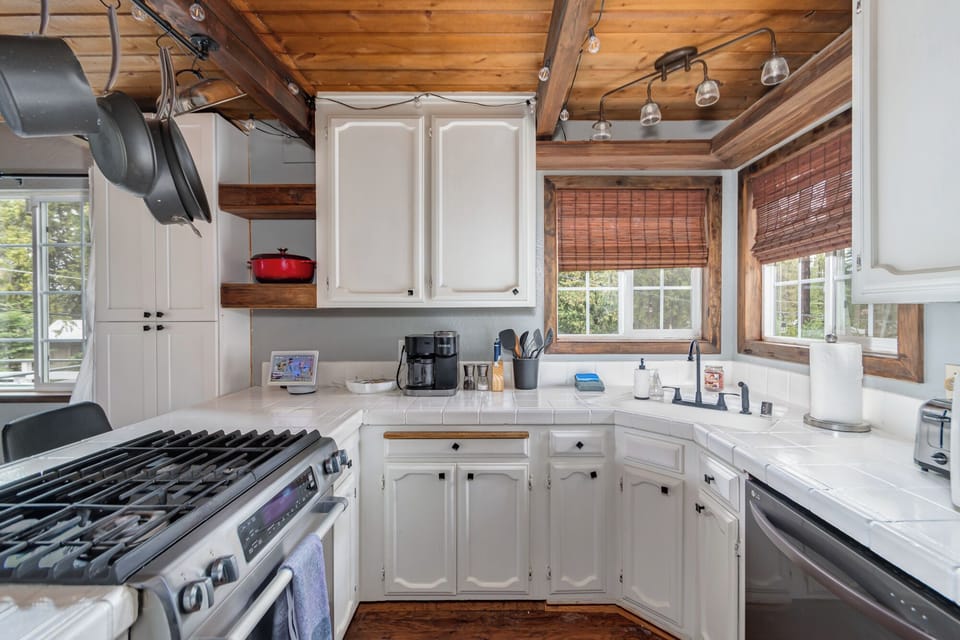 Kitchen 2