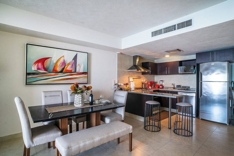 Comfortable dining table with seating for 6