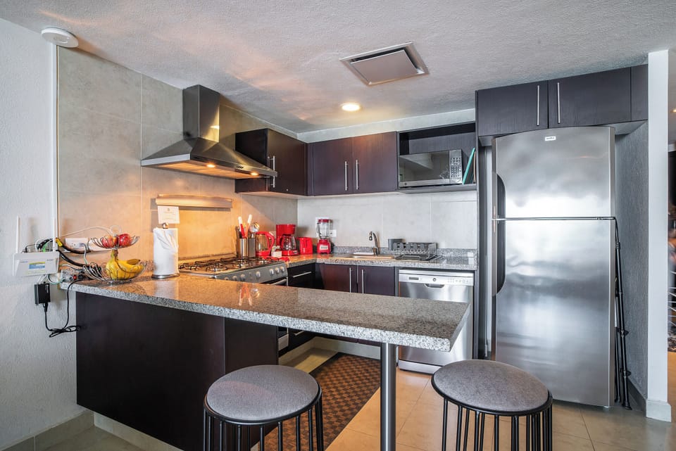 Fully-equipped kitchen