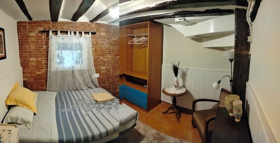House | 2 bedrooms, free WiFi, bed sheets