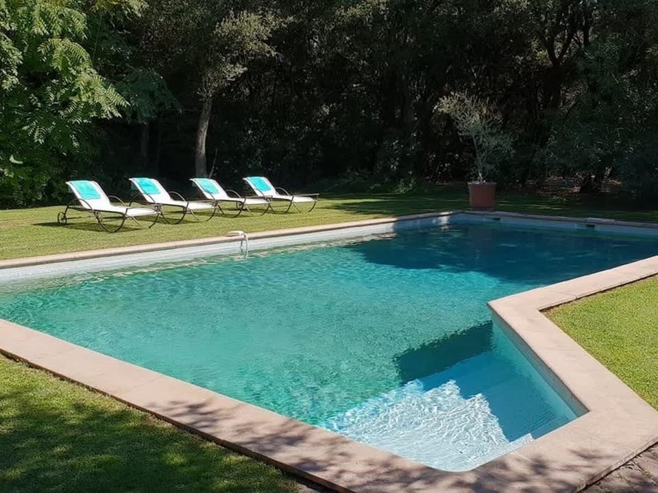 Garden, Terrace, Swimming pool, Outdoor furniture, Sunbed