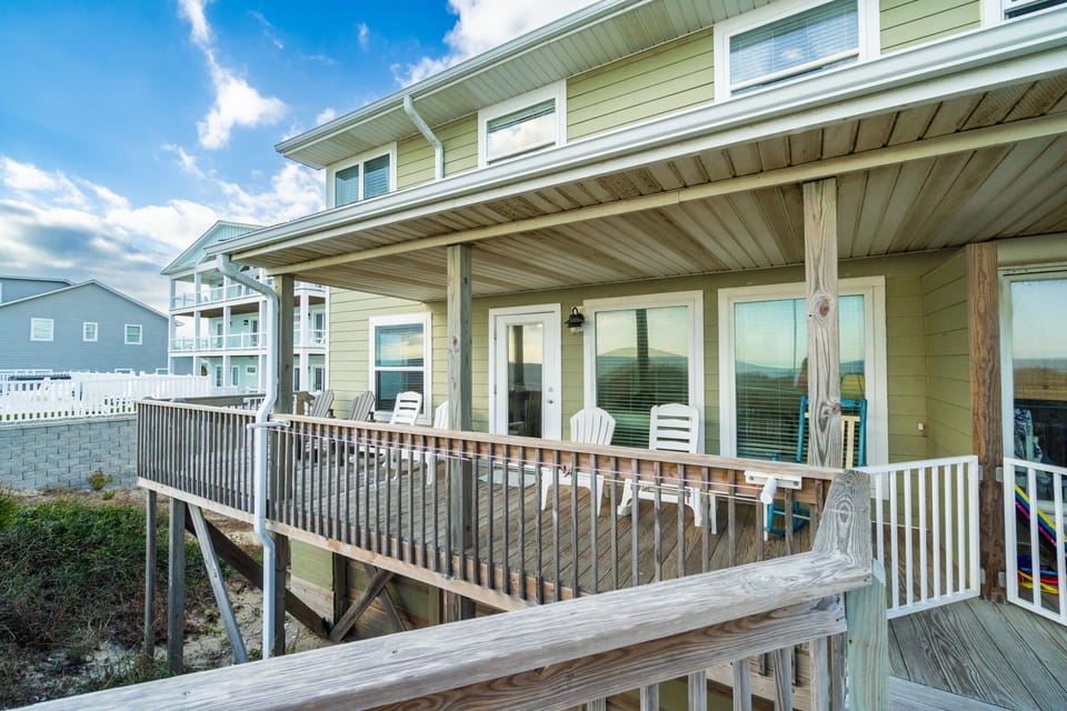 Another view of the outdoor decking 