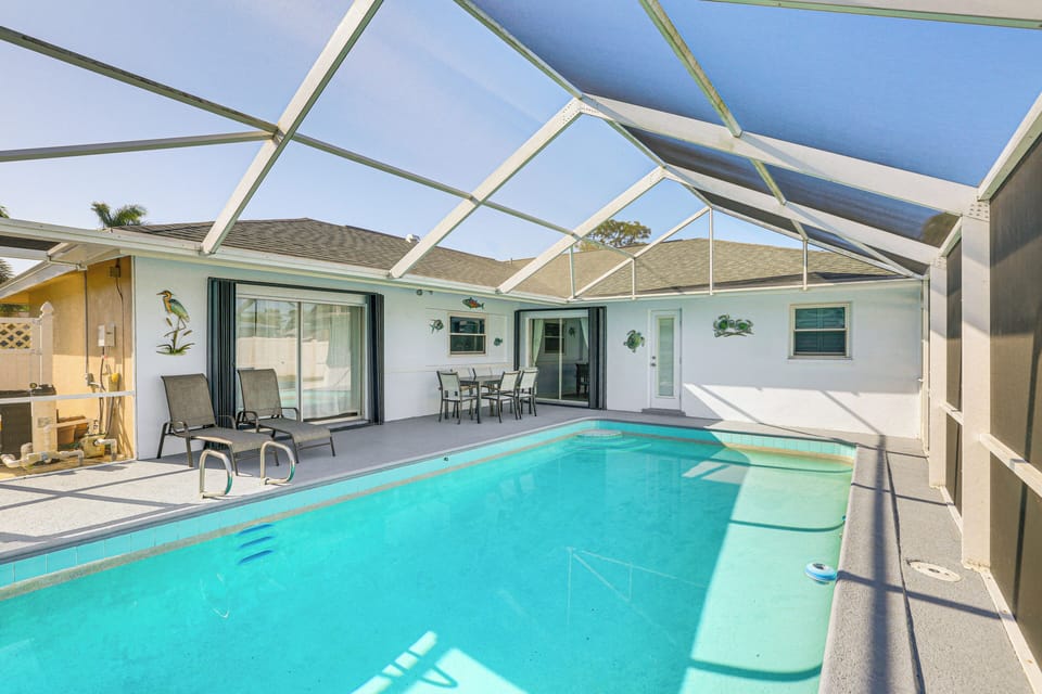 Fort Myers Vacation Rental | 4BR | 2BA | 1,998 Sq Ft | 1 Step Required