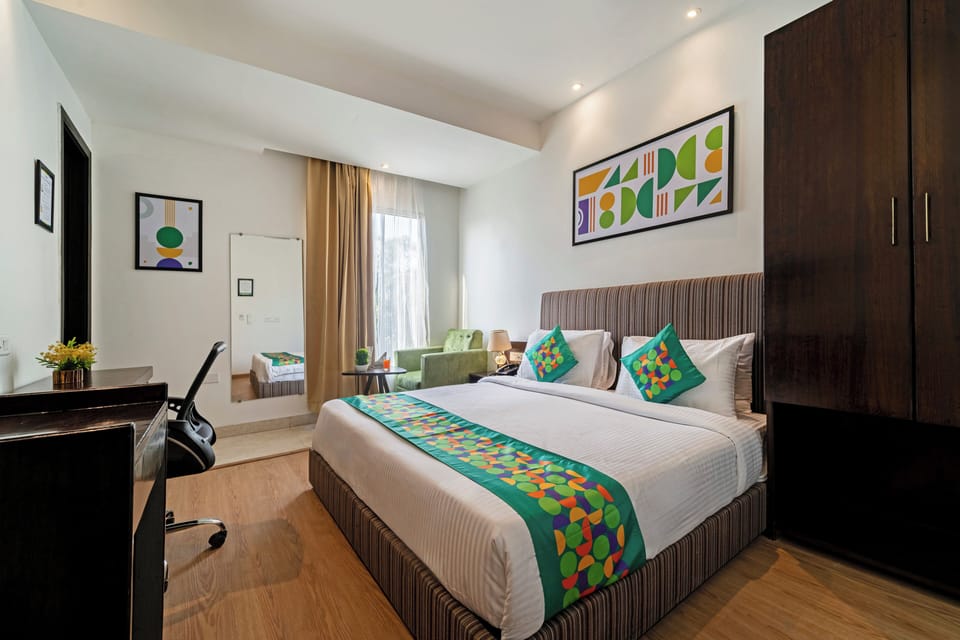 Standard Room | Individually furnished, desk, blackout drapes, iron/ironing board