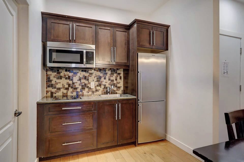 Kitchen area