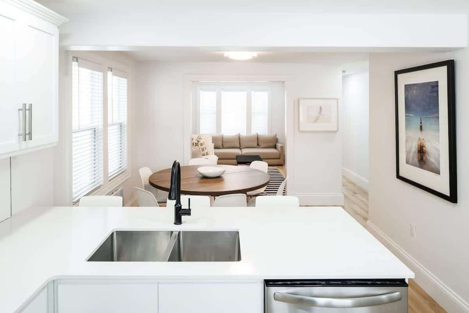 51KingSt-1