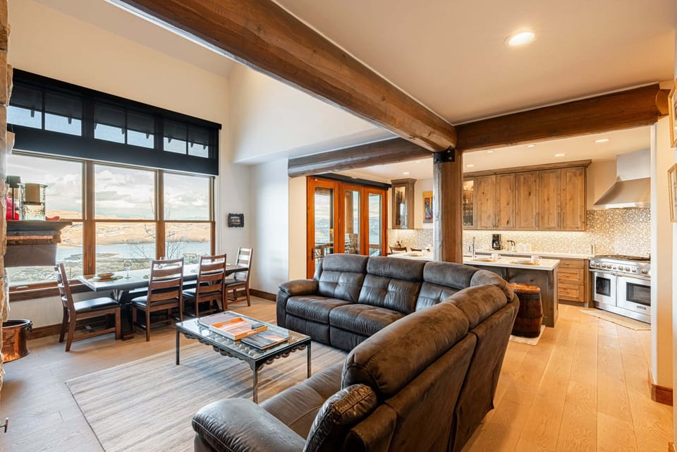 Open and bright with vaulted a ceiling