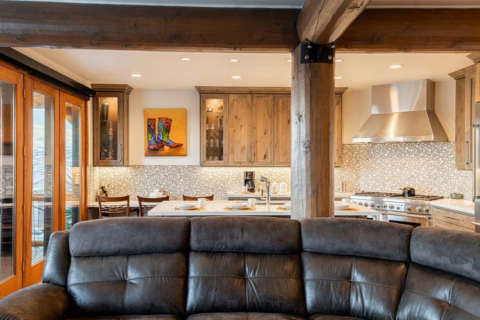 Modern mountain decor