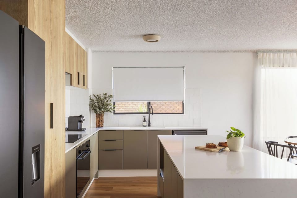 Dishwasher, 900mm overn and 900mm induction cooktop