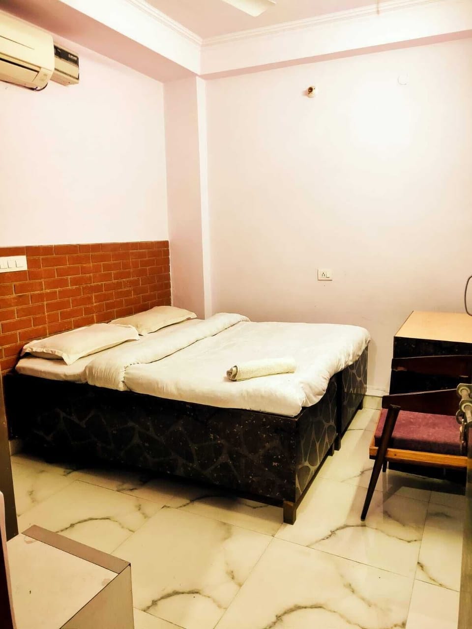 Standard Double Room, City View | Soundproofing, free WiFi