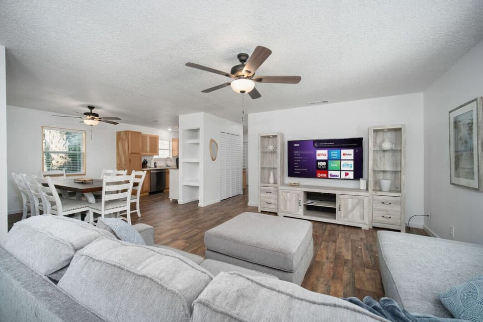 Gather, dine, and unwind. Your St. Augustine escape starts here.