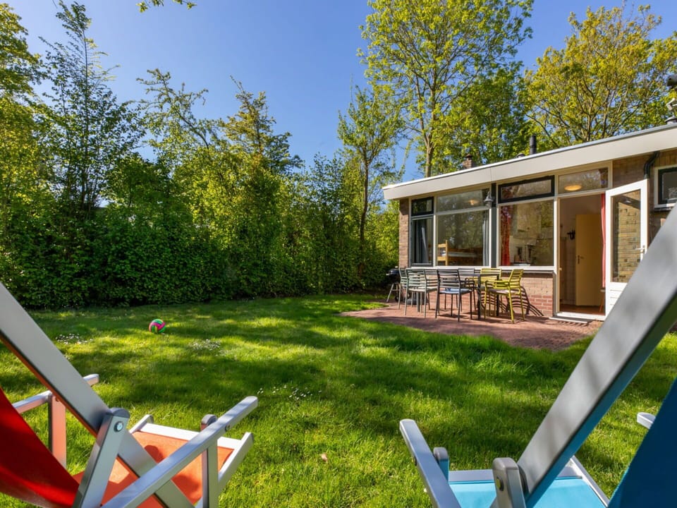 Furniture, Chair, Garden, Lawn, Shade, Yard, Estate, Outdoor Furniture, Backyard, Landscaping