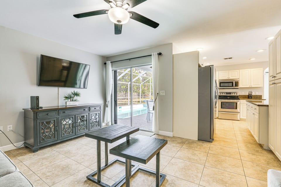 House (4 Bedrooms) | Interior