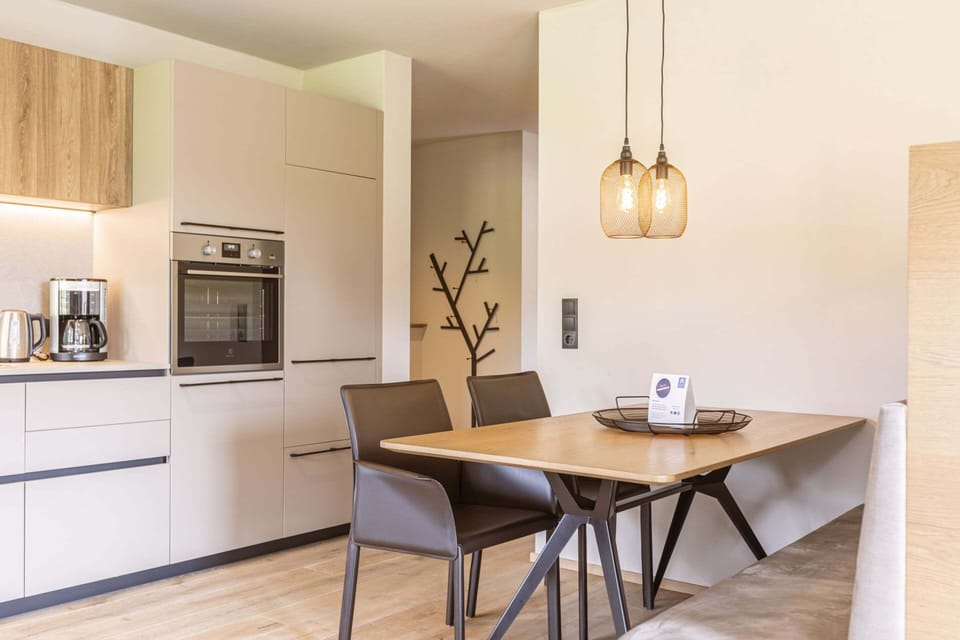 Apartment | Dining