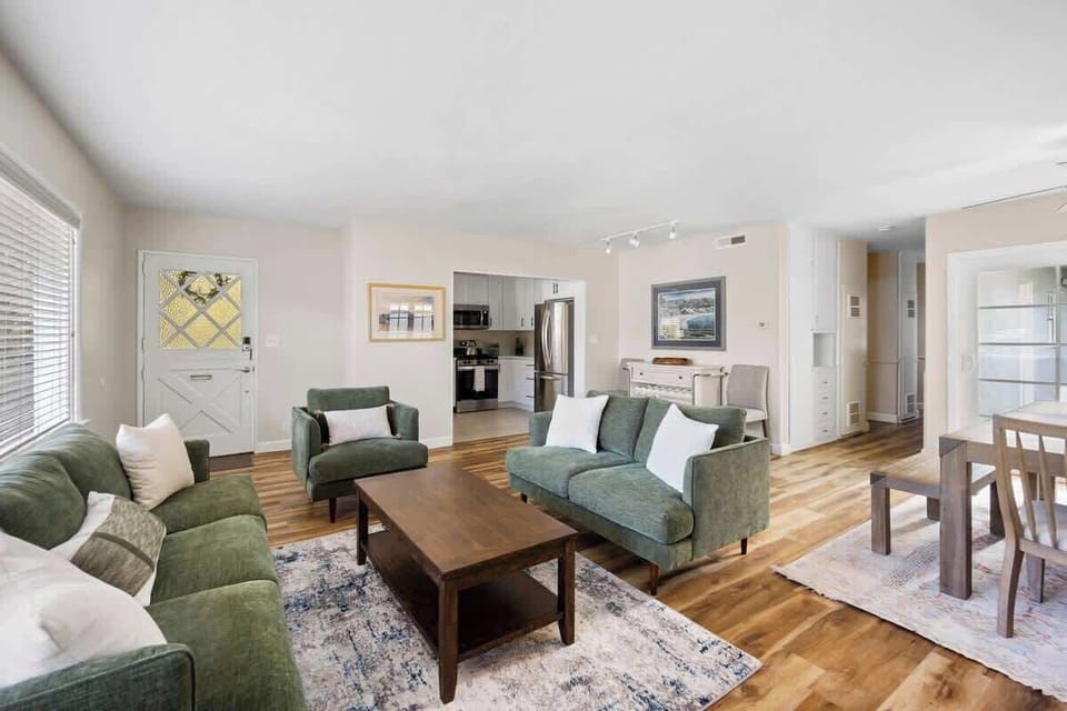 Living Room seating