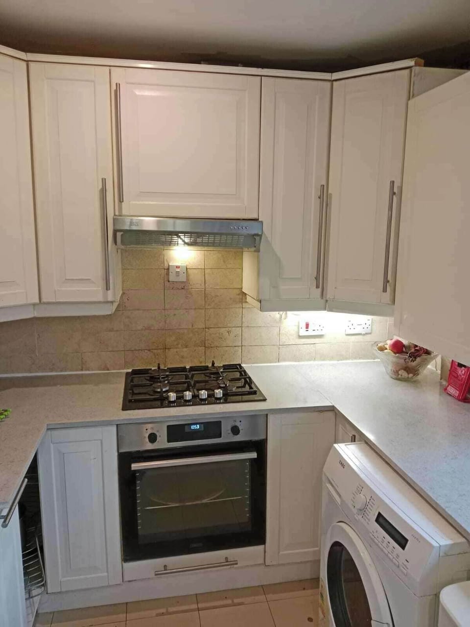 House | Private kitchen | Fridge, microwave, oven, stovetop