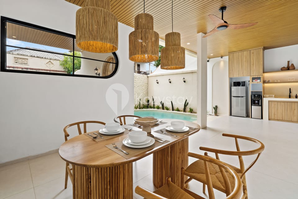 Villa, 2 Bedrooms, Private Pool | Dining room