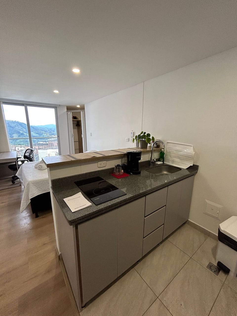 Kitchen or kitchenette