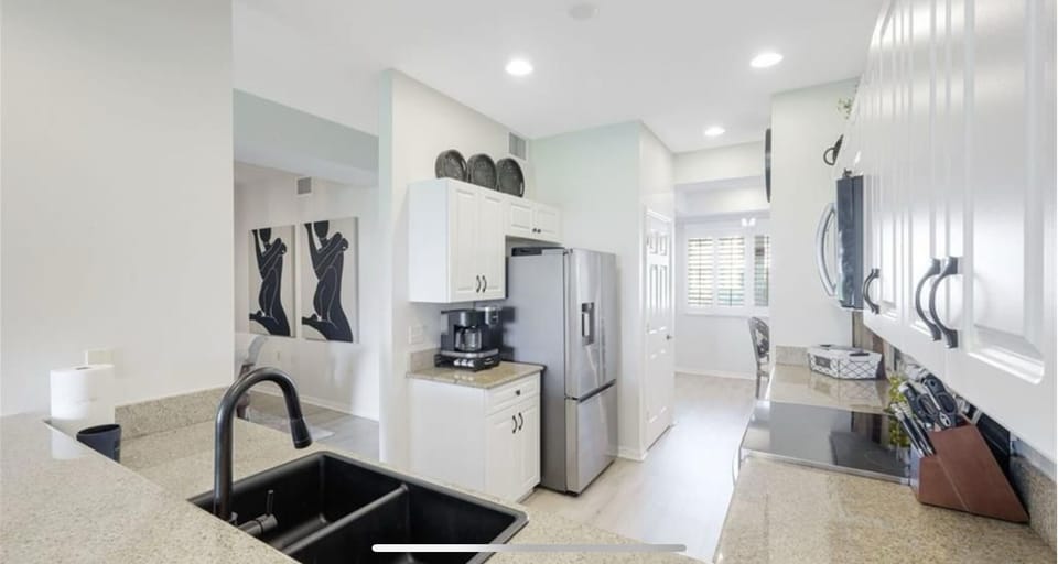 Fully stocked kitchen w/everything you’ll need Including Keurig and Mr.coffee