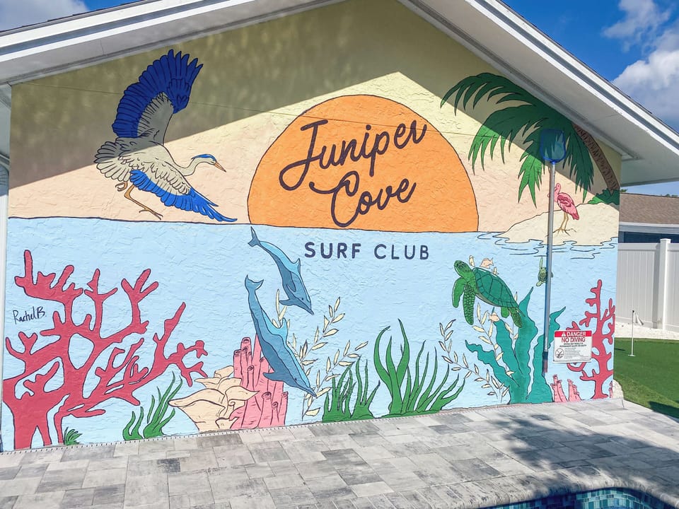 New mural recently added to the backyard! Painted by local artist @rayesapparel