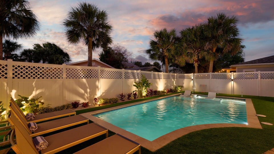 A nighttime dip in the pool... Unwind under the stars in the comfort of this illuminated oasis :)