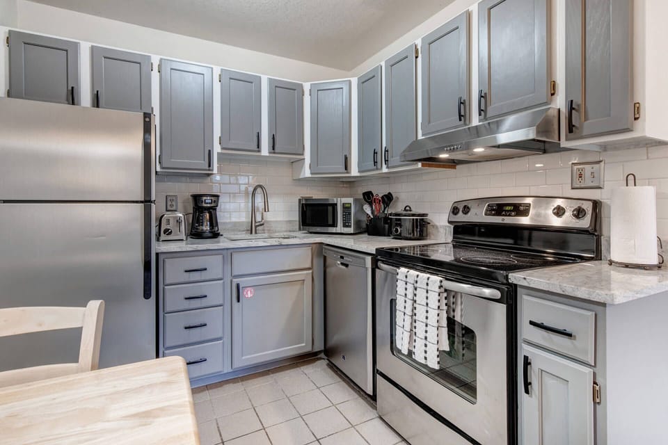 Carriage House 305