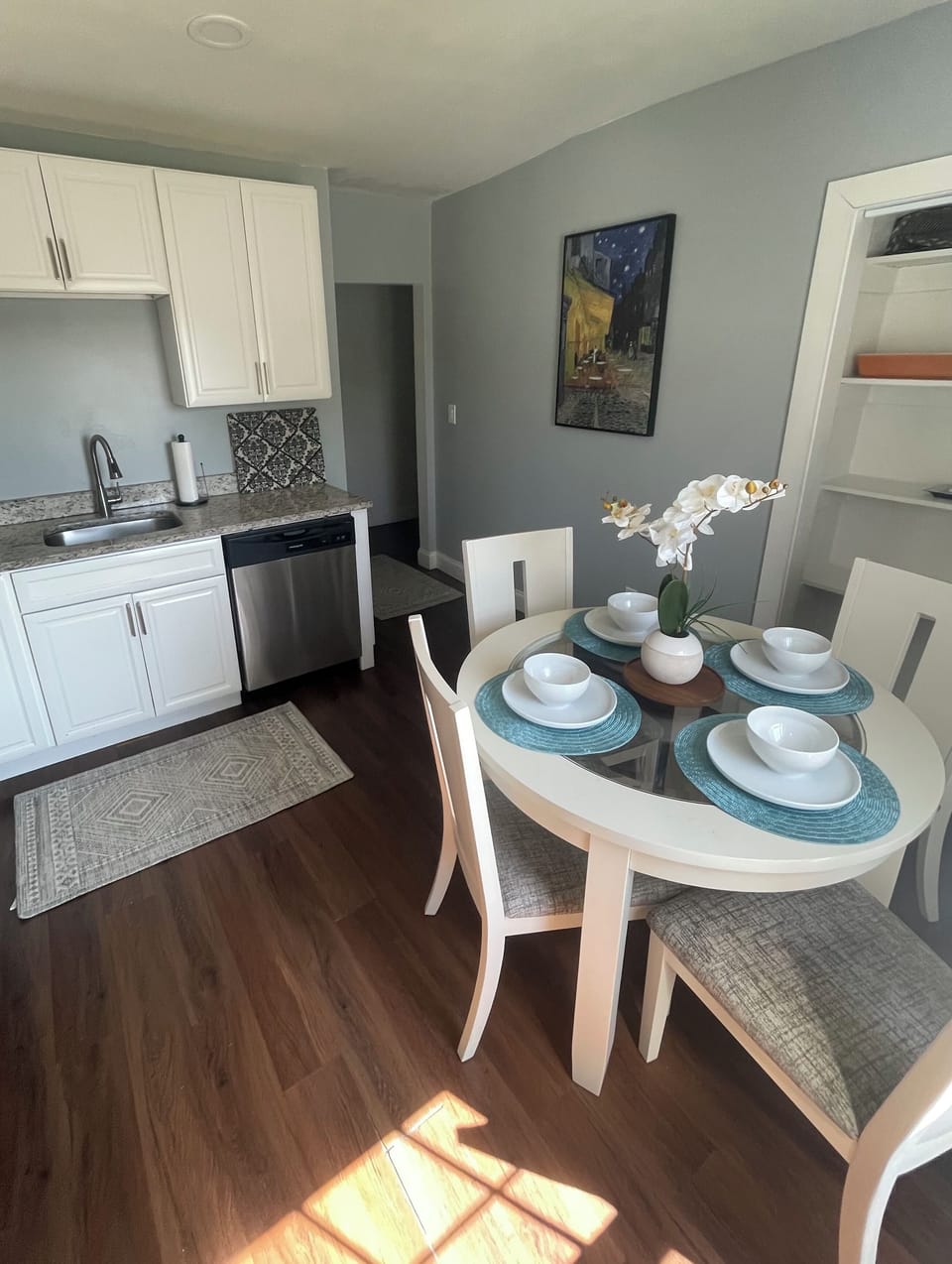 Fully Stocked Kitchen