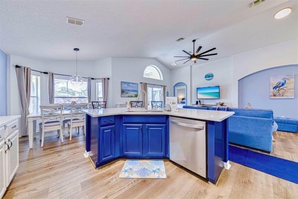 All the appliances & utensils that you may need