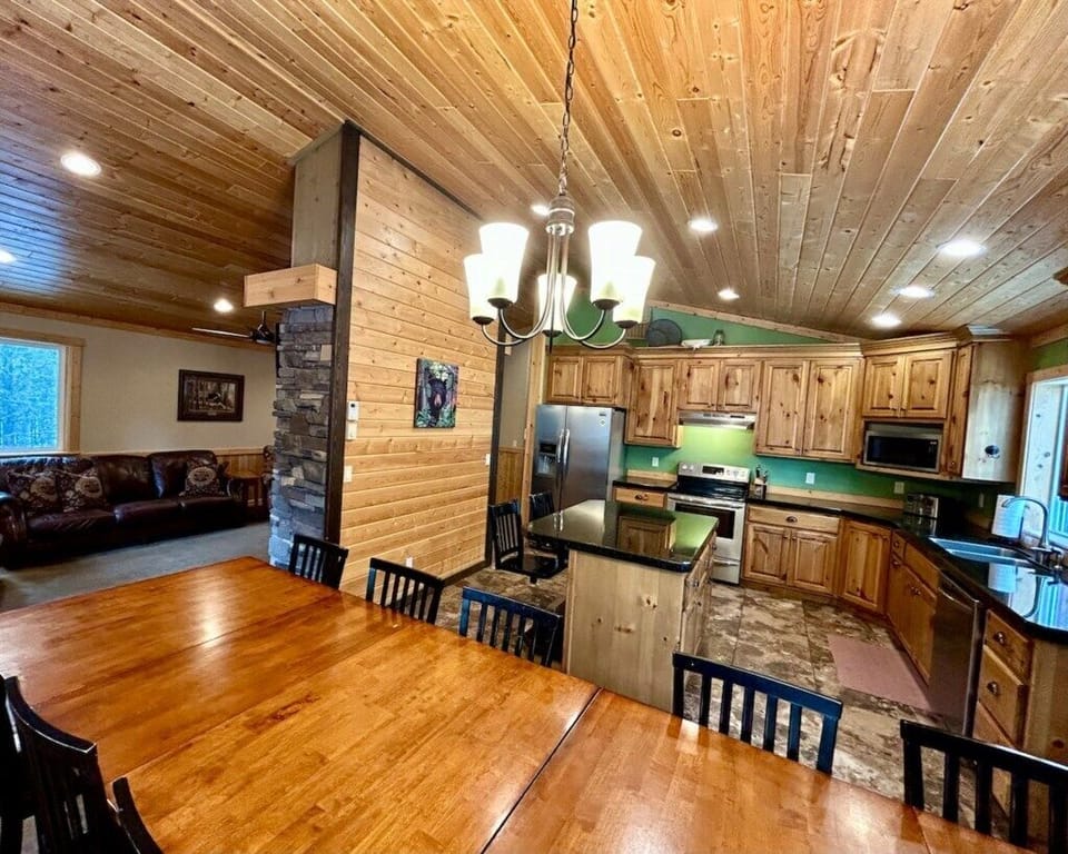 Full kitchen image 5