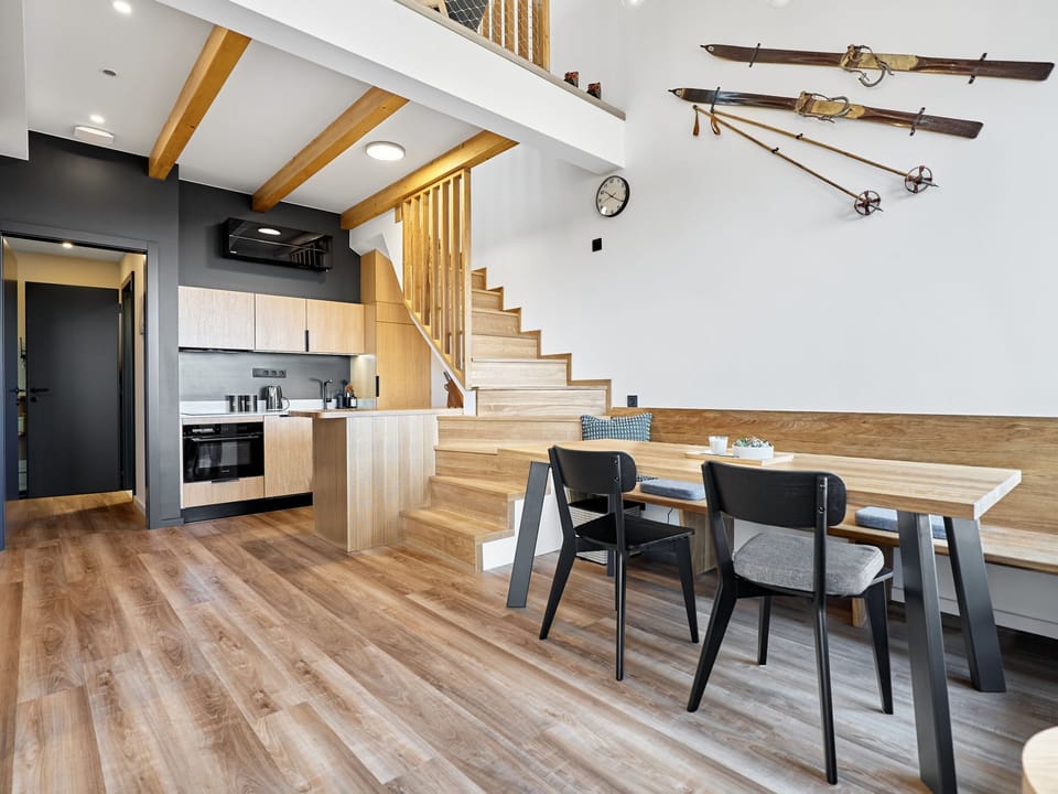 Kitchen / Dining Room