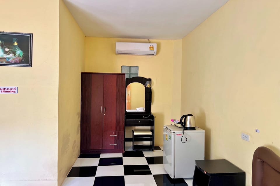 Deluxe Room | Free WiFi, bed sheets
