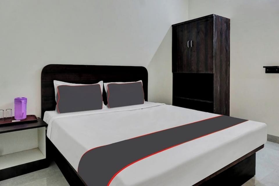 Standard Room | Desk, free WiFi, bed sheets