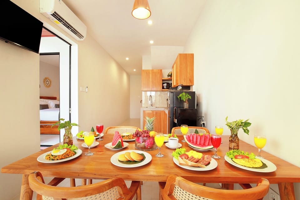 Villa, Non Smoking, City View | Living area